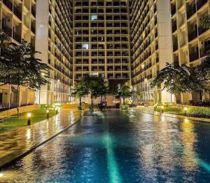 Shore Residence D22 shortwalk MOA Balconypoolview