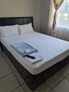 Moon Memories Guesthouse - Hennenman