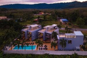 Pool Access Villa, 3-Bedroom near Mission Golf Villa Argent 8