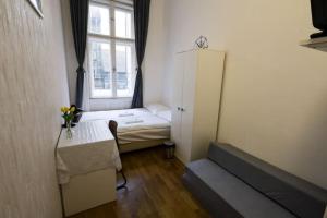 Pest-port Private apartment Room-5