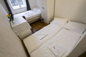 Pest-port Private apartment Room-5