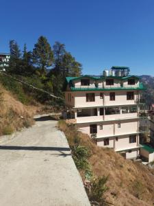 Aagaman Woods Holiday Homes