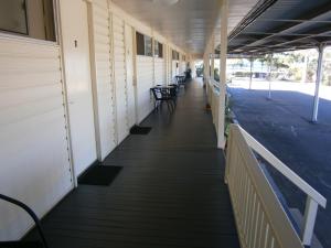 Oki Kellys Motel Oakey Hotel lobby