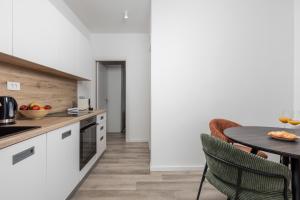 Brand new apartments Villa Tereza Icici, 100m from the beach