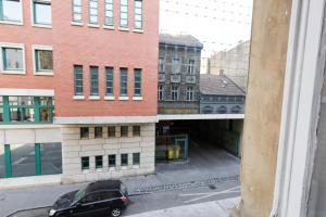 Budapest Pest-port apartment 4 rooms for 16 person