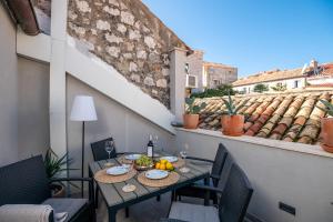 Villa Mirabilis, stunning superior villa, Dubrovnik Old Town