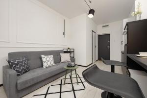 Cozy Studio Poznańska in Łódź by Renters