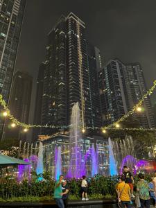 Uptown BGC 1BR Suite Room by Christine Suites Ph