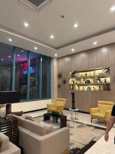 Uptown BGC 1BR Suite Room by Christine Suites Ph