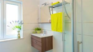 Betanija & Arijana BayView Studio Apartments