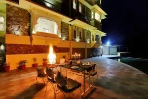 ELIVAAS Ara Valley Luxe 6BHK Aravali Estate with Pvt Pool - Kama