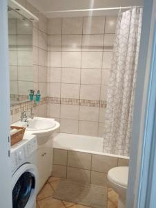 Calliopes Neoclassical Home in the heart of Plaka