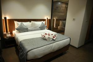 Mango Leaf Lake Resort