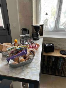 Maisons de vacances Maison D’hotes gites 9personnes Le Domaine Neuf : photos des chambres