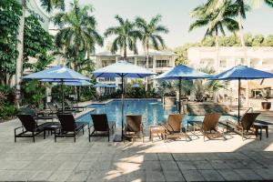 Bottlebrush: A Beachside Resort Paradise