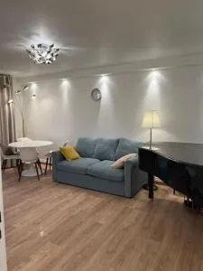 Beau 3 pièces avec parking proche métro 14 direct paris - 舍维伊拉吕