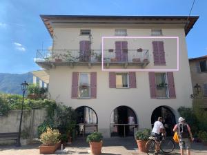 Mamma Ciccia Holiday Home - Italian Balcony
