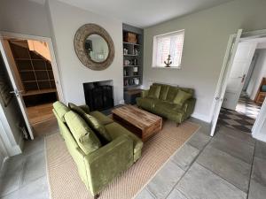 The Old Chequers - Hot tub & Games room