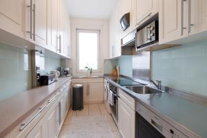 Operastreet City-Center Premium Apartment