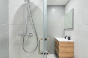 Appartements Renovated 1 bedroom apartment : photos des chambres