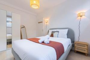 Appartements Renovated 1 bedroom apartment : photos des chambres