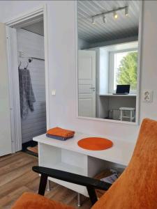 Eco Countryside house by the Simo River & hottub