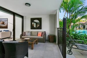 Aqua Oasis Swim-out Resort Sanctuary