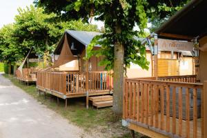 Tentes de luxe Glamping Bretagne : photos des chambres