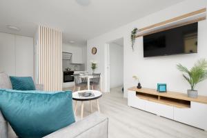 Elegant Apartment in the centre of Gdynia by Renters