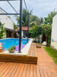 Casa com Piscina
