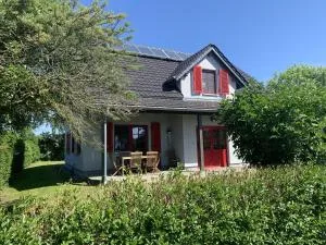 Sabines Badehaus mit Innenpool - 格洛韦