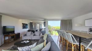 Beachy Head Hideaway 10 - Sea Views Robberg Beach