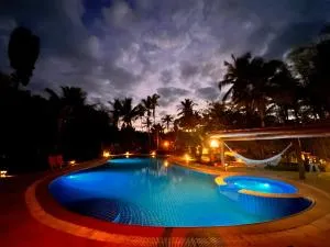 Paraíso na praia do Guaiu - Emílio Magno