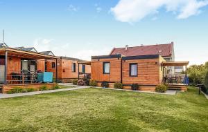 Cozy Home In Rewal With Kitchen