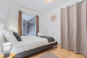 Appartements One bedroom apartment with parking & terrace : photos des chambres
