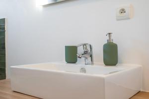 Maisons d'hotes Beautiful 4 bedroom house with parking and garden : photos des chambres