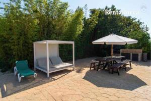 Finca Ses Contesas by Rentallorca