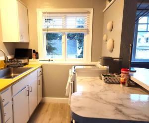 Charming Beach House-Ocean View(270H)