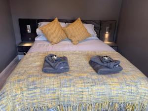 Staintons, in Bowness Centre, Lake Access