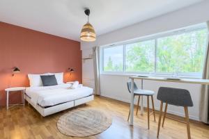 Croisé Laroche equipped studio!