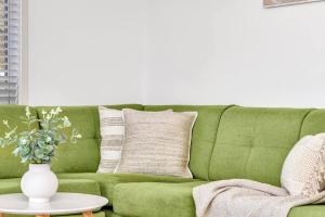 Blue Cabin Bliss at Aldinga Bay Holiday Village