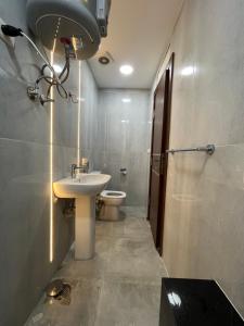 luxury 2 bedroom apartment in Rehab city