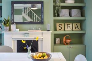 The Deal Abode by Coaste