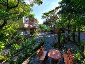 Monte Rio Gardens Bed & Breakfast