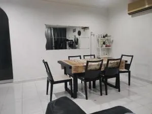 HEAVEN HOMESTAY - Serdang