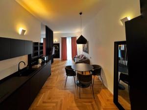 Giglio luxury apartment in casa professa
