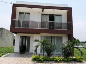 Casa Isabella (En condominio campestre)