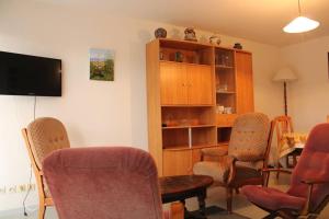 Appartements 524 - A ERQUY, Immeuble tranquille CAP ARMOR situee a 200M de la plage : photos des chambres