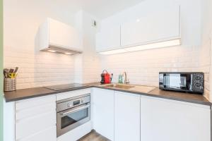 EuropeFlandres stations apartment with balcony!