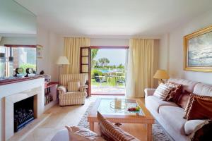 Beachfront Townhouse by the Sea @ Villacana Playa!